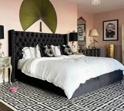 CAMA SOMIER CON DOBLE TACHUELAS Y CAPITONÉ EN TERCIOPELO NEGRO 180X200CM