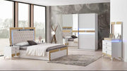 ALLIANCE BEDROOM SET IN WHITE/GOLD FEATURES MODREN AND ELEGANT DESIGN . THE SET INCLUDES 160X200CM BED WITHOUT MATRESS AND 2 SLIDING DOOR WARDROBE 200X30X210CM AND 3 DRAWERS COMMODE 90X45X80CM AND MIRROR AND 2 BEDSIDETABLE