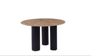 LA MESA DE COMEDOR ANAIS DE 120X75 CM CUENTA CON UNA TAPA CON EFECTO CERÁMICO Y PATAS DE METAL NEGRO.