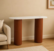 MESA CONSOLA ROXY CON PATAS DE NOGAL Y CUBIERTA DE CERÁMICA DE MÁRMOL BLANCO DE 120X40X78CM.