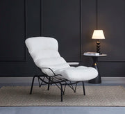 SILLÓN MONICA CON ESTRUCTURA DE METAL NEGRO EN TEJIDO TEDDY BLANCO