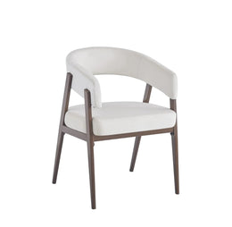 ALICIA CHAIR WITH WALNUT-EFFECT LEGS AND BEIGE VELVET SEAT.MEASURING 58X5282.5CM