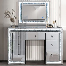 A LUXURIOUS MIRRORED DRESSING TABLE WITH A MATCHING LED MIRROR CRYSTAL STYLE DETAILING AND 7 DRAWERS. MEASUREMENT 130X55163CM