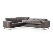 SOFÁ CONVERTIBLE LINES EN GRIS Y TOQUES PLATEADOS CON COJINES 215X265X90CM