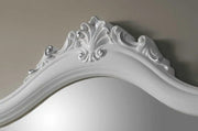 EL DORMITORIO LUISIANA EN BLANCO/PLATA PRESENTA UN DISEÑO MODERNO Y ELEGANTE. EL JUEGO INCLUYE UNA CAMA DE 160X200CM CON SOMIER Y SIN COLCHÓN, UNA CÓMODA, UN ESPEJO CON ARMARIO DE 4 PUERTAS Y 2 MESITAS DE NOCHE.