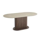 LA MESA DE COMEDOR LOKA PRESENTA UNA BASE CON EFECTO NOGAL Y UNA CUBIERTA DE CERÁMICA TRAVERTINO MATE, COMBINANDO ELEGANCIA NATURAL Y DURABILIDAD. 180X90X75CM