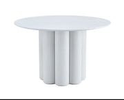 MESA DE COMEDOR FLOWER EN BLANCO, CON UN DISEÑO MODERNO Y ELEGANTE CON ACABADO LIMPIO. 120X75CM