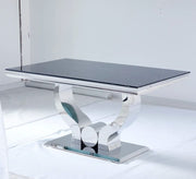 TROFY DINING TABLE FEATURES A SLEEK BLACK DESIGN WITH A MODREN AND MINIMALIST STYLE 150X90X75CM