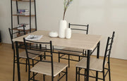 EL JUEGO DE MESA DE COMEDOR TUTI 110X70X75CM CUENTA CON UNA MESA CON ACABADO ROBLE RAYADO Y 4 SILLAS (4+1) QUE COMBINAN UNA CALIDEZ NATURAL.