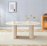 LA MESA DE COMEDOR ROXY DE 180X90 CM CUENTA CON UNA TAPA CON EFECTO TRAVERTINO MATE Y PATAS A JUEGO.
