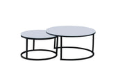 MESA DE CENTRO NIDO CON ESTRUCTURA DE METAL NEGRO Y SOBRES DE CRISTAL BLANCO ULTRACLARO.