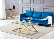 MESA DE CENTRO TRIANGULAR CON ACABADO DORADO Y CRISTAL TRANSPARENTE DE 120X60CM