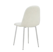 SILLA ESCANDINAVA CON PATAS PLATEADAS EN TELA TEDDY.