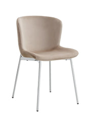 SILLAS HAILEY CON PATAS PLATEADAS Y ASIENTO DE TERCIOPELO COLOR MOCCA.