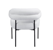 SILLAS BULLE EN TELA DE PELUCHE BLANCA CON PATAS DE METAL NEGRO.