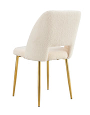 SILLA AVA CON PATAS DORADAS EN TELA TEDDY BEIGE. CON MEDIDAS DE 50X45X81.5CM