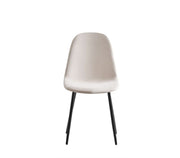 SILLAS ESCANDINAVAS DE TERCIOPELO BEIGE CON PATAS NEGRAS.