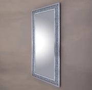 RECTANGLE MIRROR WITH ELEGANT DESGIN MEASURING 120X80CM