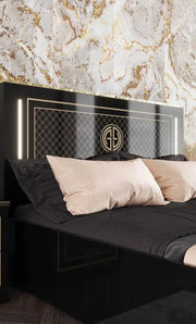 GUCCI BED IN BLACK AND GOLD DESIGN MEASUIRNG 160X200CM.WITHOUT MATRESS.WITH SOMMIER,CANAPE